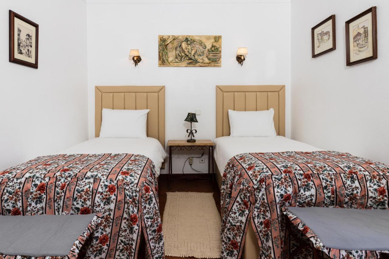 Casa De S. Thiago Do Castelo Hotel Óbidos Buitenkant foto