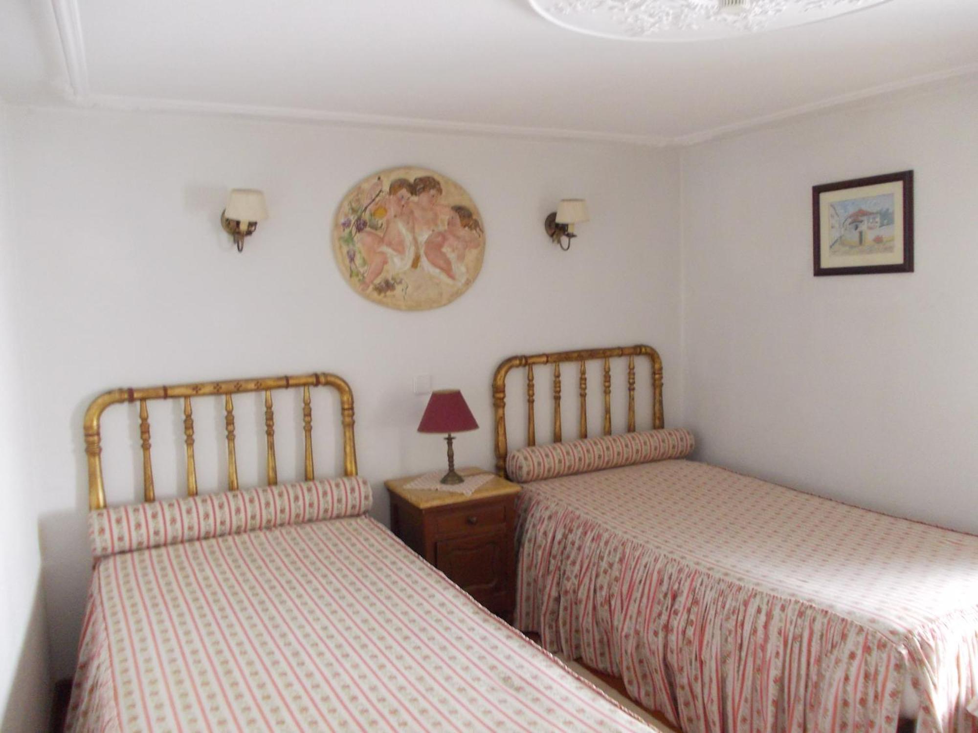 Casa De S. Thiago Do Castelo Hotel Óbidos Buitenkant foto
