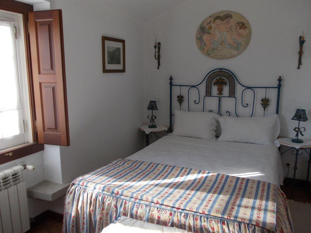 Casa De S. Thiago Do Castelo Hotel Óbidos Buitenkant foto